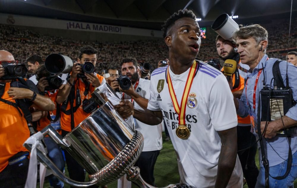 Real Madrid, campioană în Cupa Regelui Spaniei! Rodrygo i-a adus lui Ancelotti singurul trofeu care îi lipsea de la revenire! + Perez îl apără pe Vincius Jr. _8