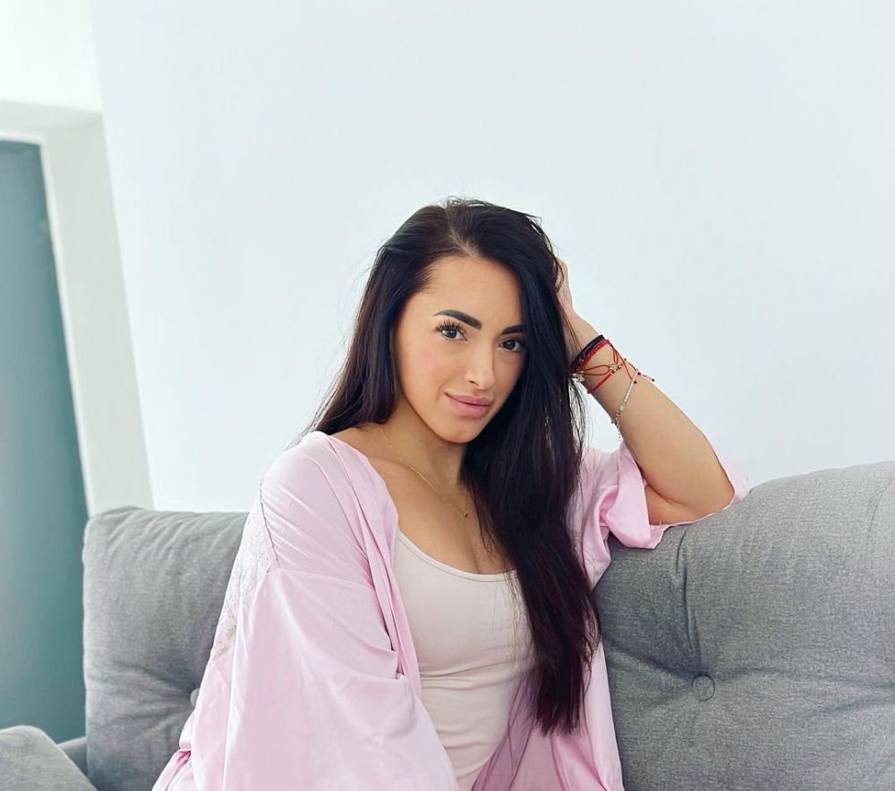 „M-am îmbrăcat în rochie de mireasă!” Și-a făcut publică relația, iar acum a vorbit despre căsătorie! Ce a spus Larisa Iordache _7