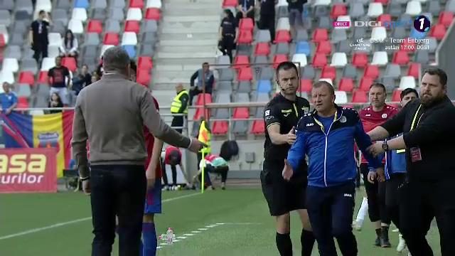 Tensiuni între Dorinel Munteanu și Daniel Oprița! Cum s-a încheiat ”scandalul”, după Steaua - Oțelul 1-1_11