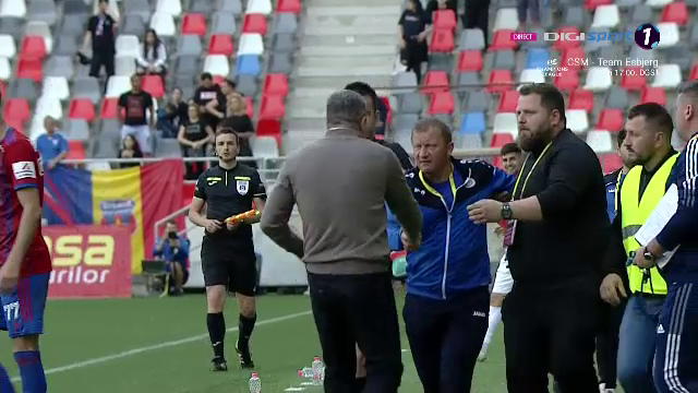 Tensiuni între Dorinel Munteanu și Daniel Oprița! Cum s-a încheiat ”scandalul”, după Steaua - Oțelul 1-1_13