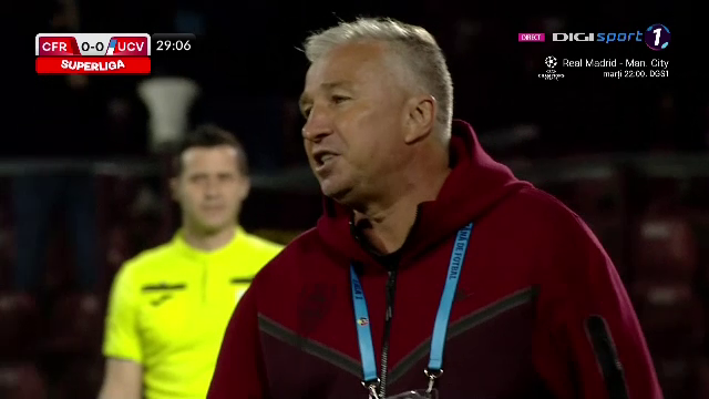 Dan Petrescu, criză de nervi pe bancă! Ce l-a scos din minți pe antrenorul lui CFR Cluj_12