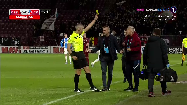 Dan Petrescu, criză de nervi pe bancă! Ce l-a scos din minți pe antrenorul lui CFR Cluj_15