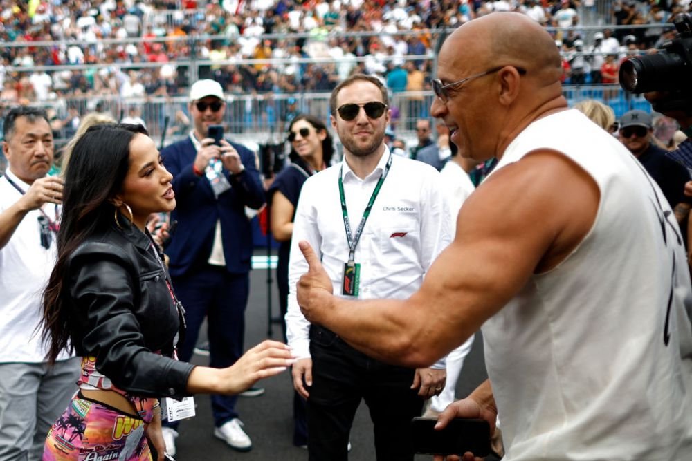 Shakira și Lindsey Vonn, apariții de senzație la Grand Prix-ul din Miami! Vedetele s-au înghesuit la Formula 1 _16