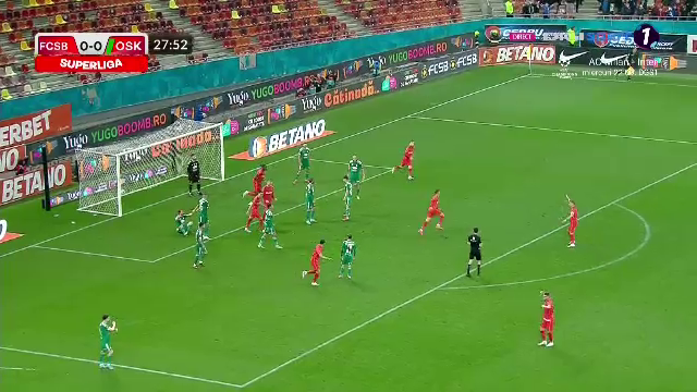 David Airlines! Miculescu s-a înălțat peste defensiva adversă și a marcat primul gol din play-off_25