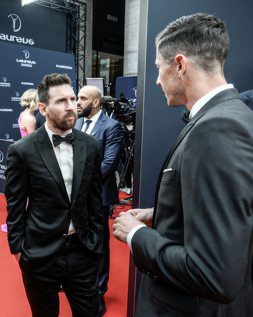 Ce au discutat Lionel Messi și Robert Lewandowski la gala Laureus. Remarca Antonelei Roccuzzo care le dă speranțe catalanilor