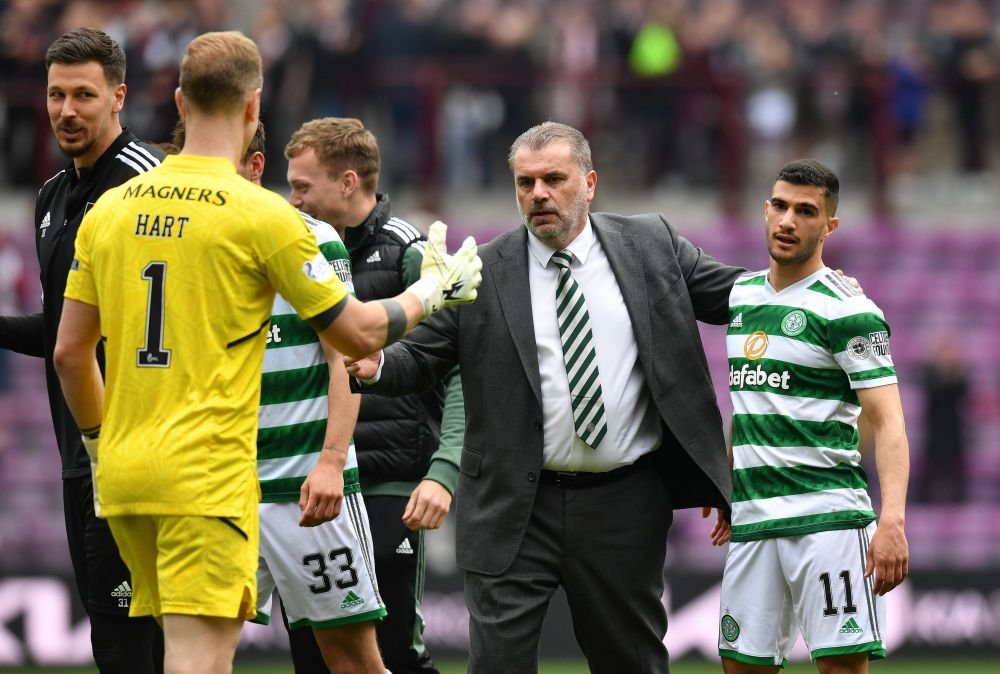 ”Back to Paradise”! Așa au fost primiți fotbaliștii lui Celtic după ce echipa a câștigat titlul de campioană cu numărul 53_2