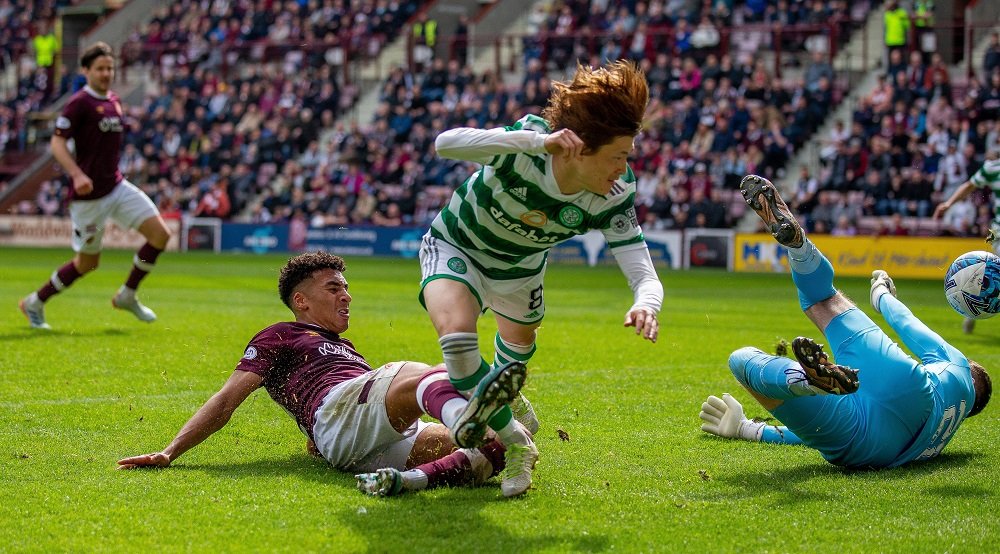 ”Back to Paradise”! Așa au fost primiți fotbaliștii lui Celtic după ce echipa a câștigat titlul de campioană cu numărul 53_12