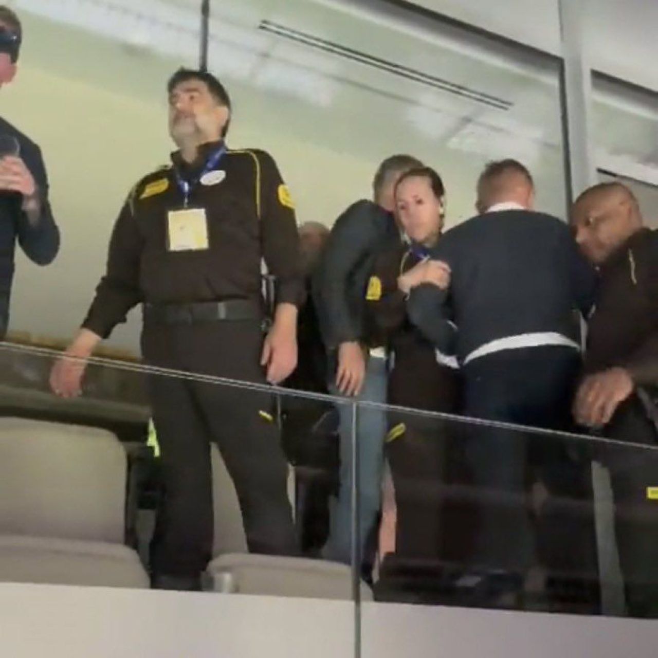 Scandal major în tribunele de pe Santiago Bernabeu! Tatăl lui Erling Haaland a fost dat afară după ce a jignit suporterii madrileni_1