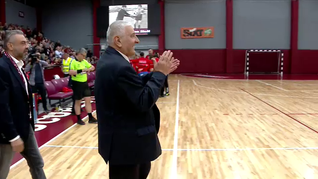 Momente emoționante înainte de Rapid - Bistrița! Fanii giuleșteni i-au cântat lui Rică Răducanu de ziua lui_3