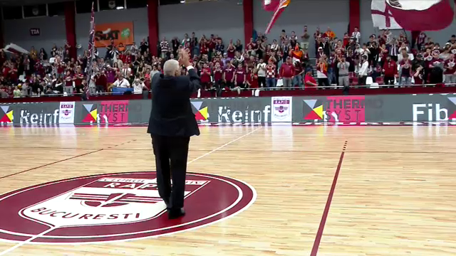Momente emoționante înainte de Rapid - Bistrița! Fanii giuleșteni i-au cântat lui Rică Răducanu de ziua lui_8