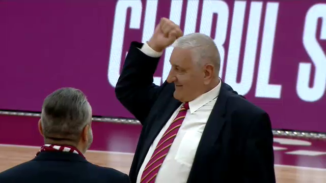 Momente emoționante înainte de Rapid - Bistrița! Fanii giuleșteni i-au cântat lui Rică Răducanu de ziua lui_13