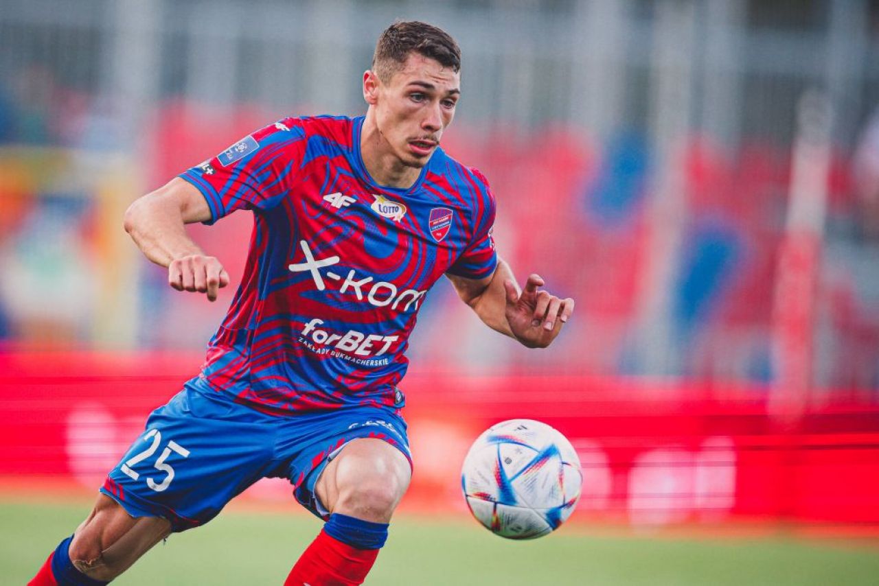 Bogdan Racovițan, ofertat de rivala lui Răzvan Lucescu! Transfer de 2.5000.000 euro pentru tricolor_4