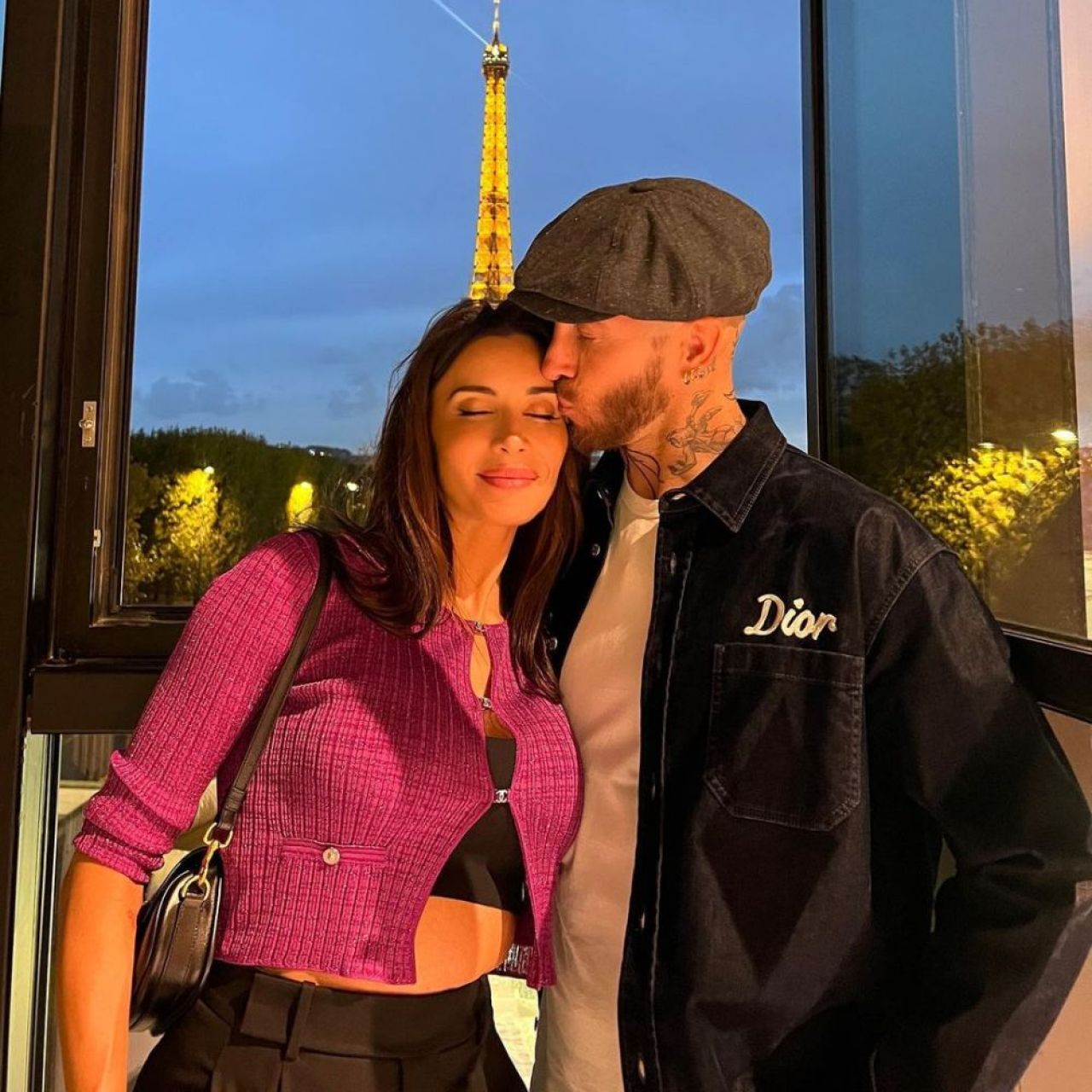 Nici nu zici că are patru copii! S-a pozat în costum de baie la 45 de ani și arată fabulos! Fotografii incendiare cu soția lui Sergio Ramos_30