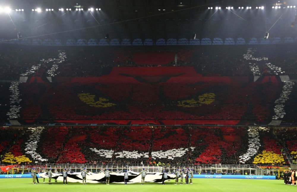 Show pe San Siro! Coregrafii speciale pregătite de fanii lui Milan și Inter pentru derby-ul din semifinalele Champions League_3