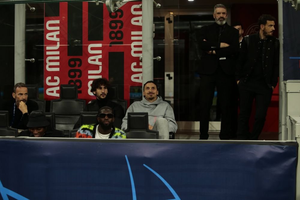 L-au supărat pe Zlatan! Cum a fost surprins Ibrahimovic în timpul meciului AC Milan - Inter 0-2_6