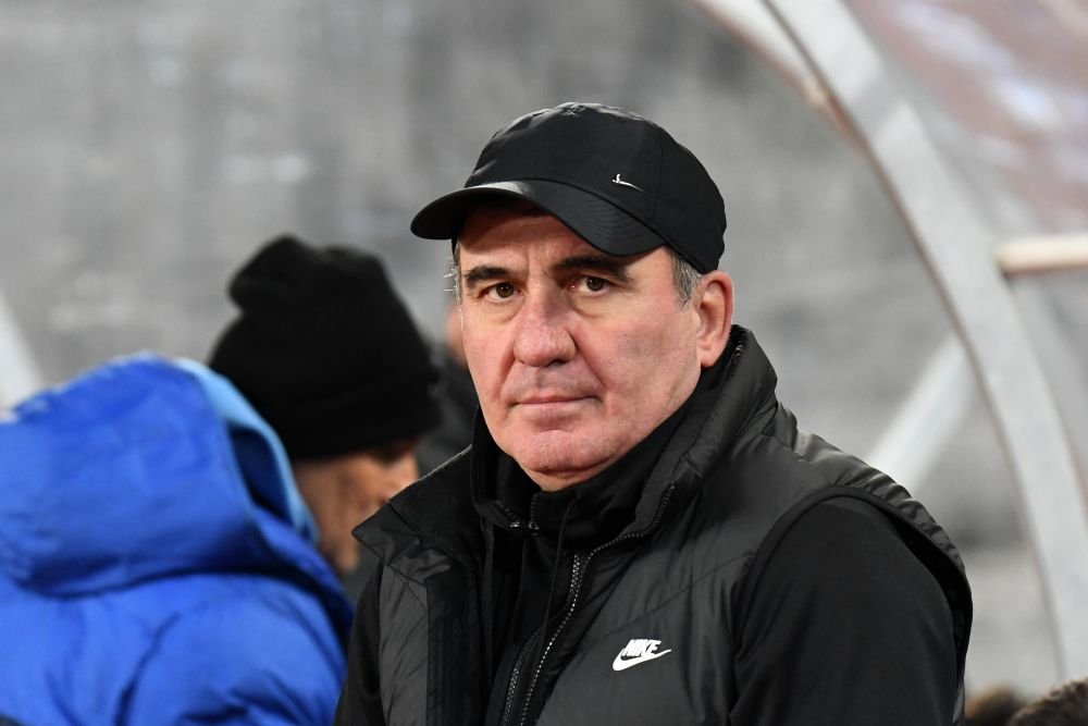 „Îi dau un telefon lui Huntelaar, directorul tehnic de la Ajax!” Oficialul Farului face lobby pentru numirea lui Gheorghe Hagi la gruparea olandeză _7