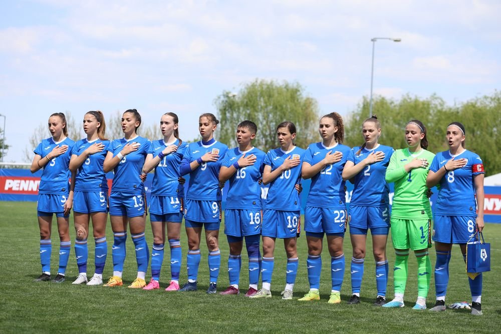 A antrenat FCSB, Rapid și CFR Cluj, iar acum a mers în fotbalul feminin: 