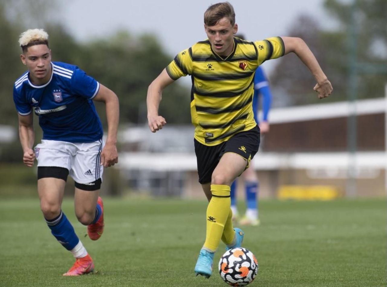Rapid vrea să transfere din Championship! Fotbalistul golgheter este dorit și de o fostă campioană a Angliei_10
