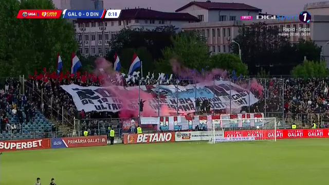 Nebunie la Galați! Fanii au întreținut atmosfera la Oțelul - Dinamo: hârtie, materiale pirotehnice și artificii_2