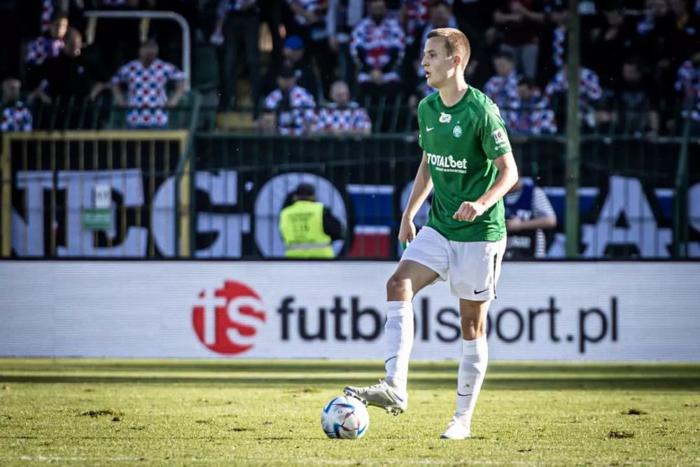 Cum îl descriu polonezii pe jucătorul dorit de FCSB: 