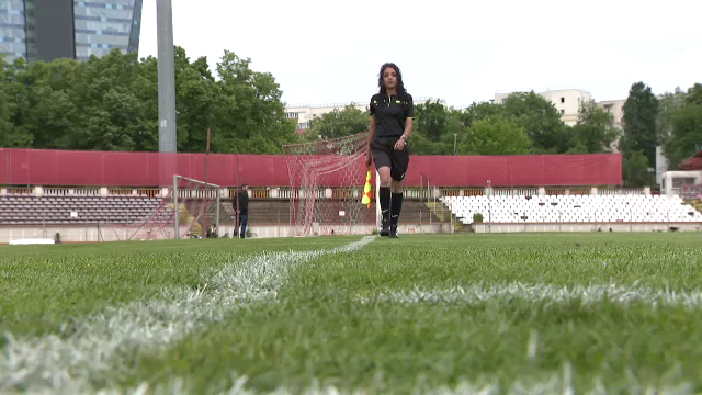Arbitra care face furori în Liga 4 visează să ajungă în Liga Campionilor! „Centralul” preferat din Superliga_6