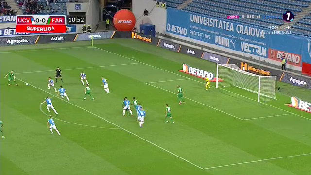 Penalty acordat cu VAR la Universitatea Craiova - Farul! Denis Alibec a ratat incredibil_12