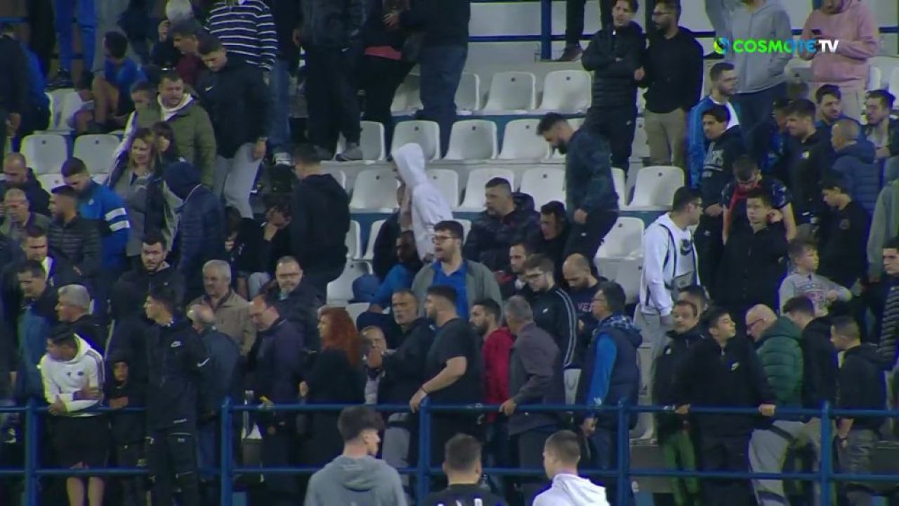 Jucătorul dat afară de FCSB în iarnă a retrogradat! Antrenorul a izbucnit în lacrimi după finala dramatică_4