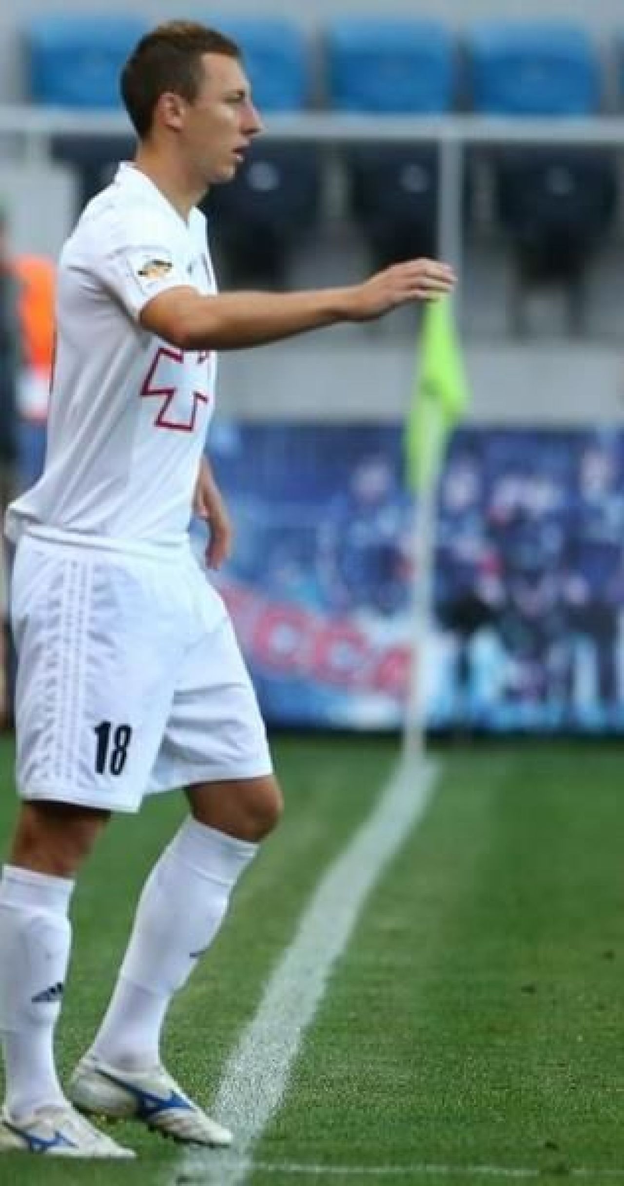 Situație bizară în prima ligă: un fotbalist de națională a început meciul la o echipă și l-a terminat la cealaltă! _3