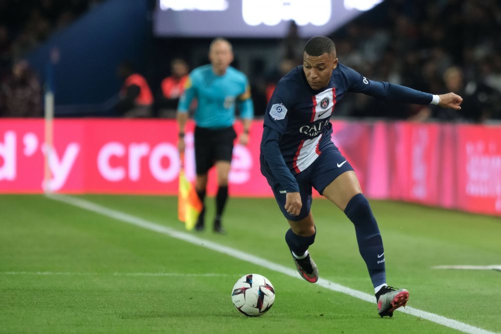 Ce se întâmplă când PSG câștigă cu 5-0: Lionel Messi e huiduit de fani, iar Achraf Hakimi se bate cu adversarii și este eliminat!_8