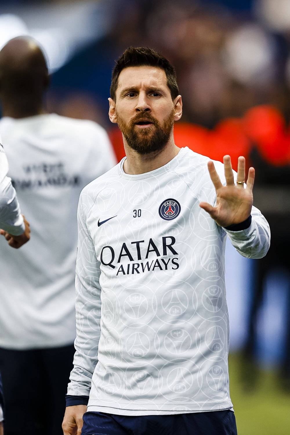 Ce se întâmplă când PSG câștigă cu 5-0: Lionel Messi e huiduit de fani, iar Achraf Hakimi se bate cu adversarii și este eliminat!_11
