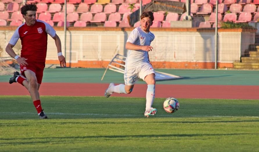 FCSB 2, cu un atacant italian în echipă, a ajuns pe ultimul loc și este ca și retrogradată în Liga 4!_4