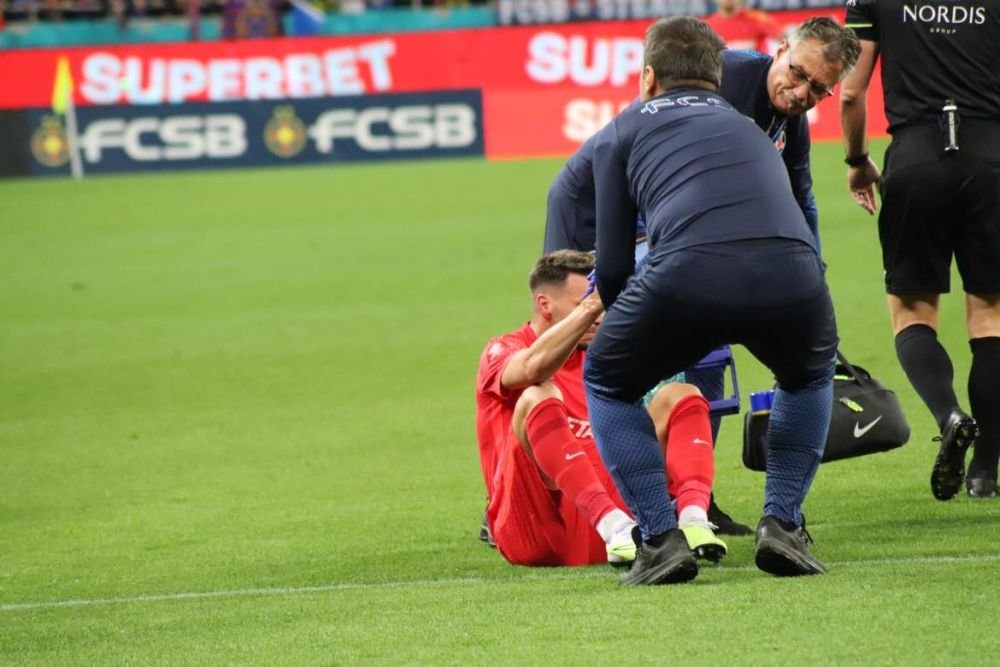 Emoții în FCSB - CFR Cluj! Cordea și Camora s-au ciocnit violent și au avut nevoie de îngrijiri medicale_4