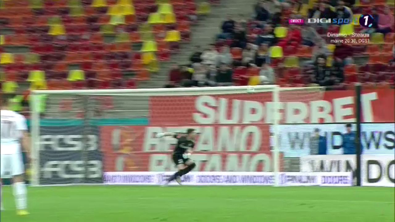 A dat-o în bară! Cvek l-a lăsat spectator pe Târnovanu, dar a trimis mingea în transversală_9