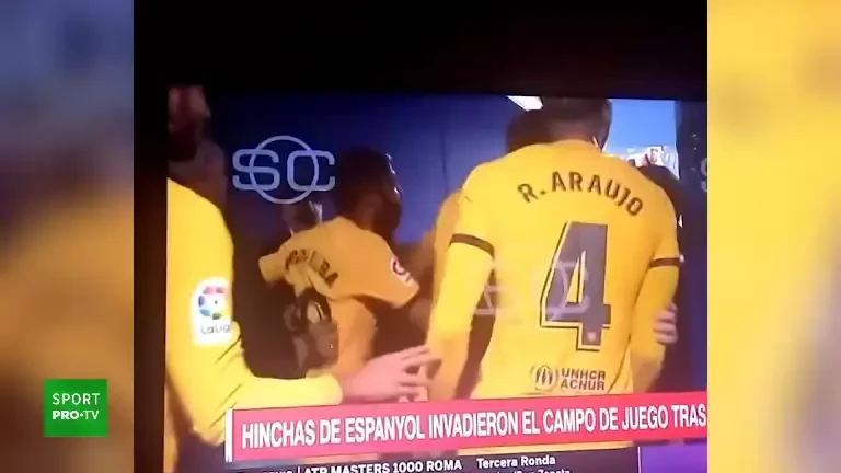Busquets și Araujo s-au bătut cu fanii lui Espanyol și la vestiar