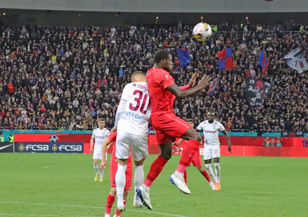 FCSB - CFR Cluj, în fotografii. Încleștare pe gazon, delir în tribune_53