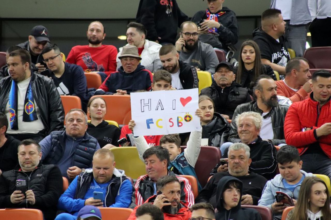 Situație jenantă pentru CFR Cluj. Câți fani ai