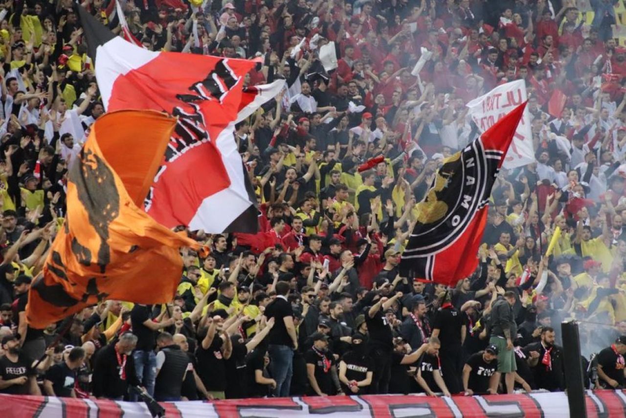 Spectacol pe Arena Națională la Dinamo - CSA Steaua! Momentele speciale pregătite de cele două galerii _16