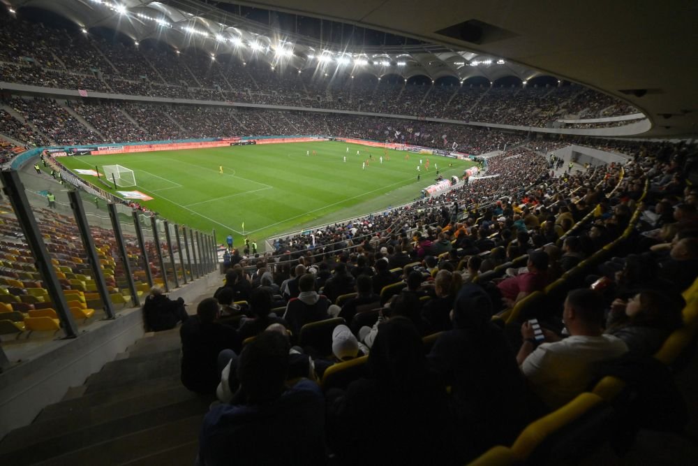 Cine a câștigat duelul fanilor? 40 de imagini spectaculoase de la Dinamo - CSA Steaua și FCSB - CFR Cluj_10