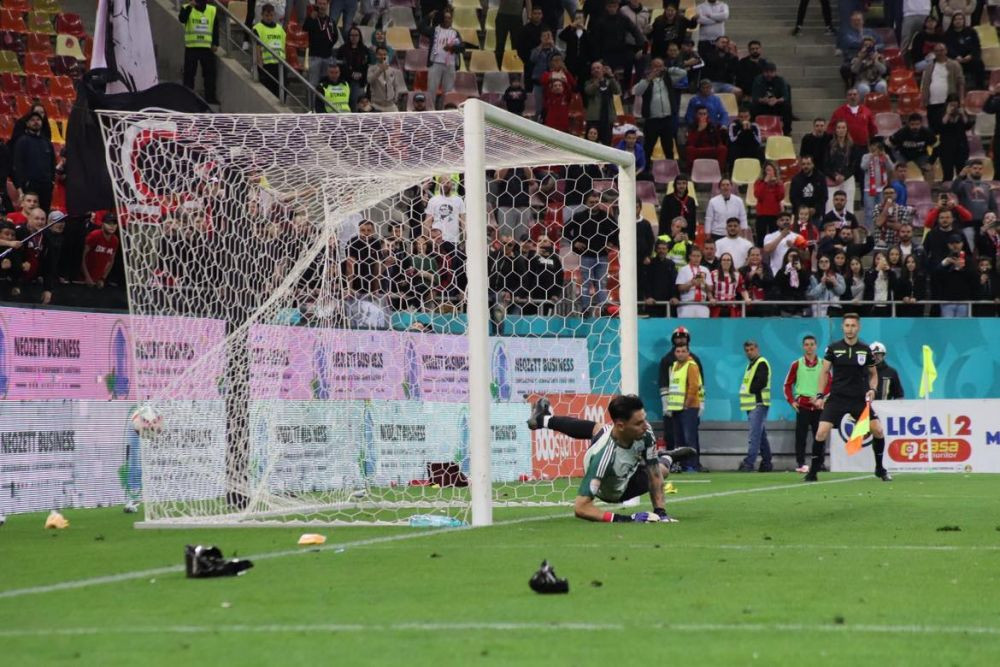 Lamine Ghezali i-a anunțat pe steliști la 3-0: ”Game Over”! Imaginile cu gestul sfidător al francezului de la Dinamo, MVP în derby_9