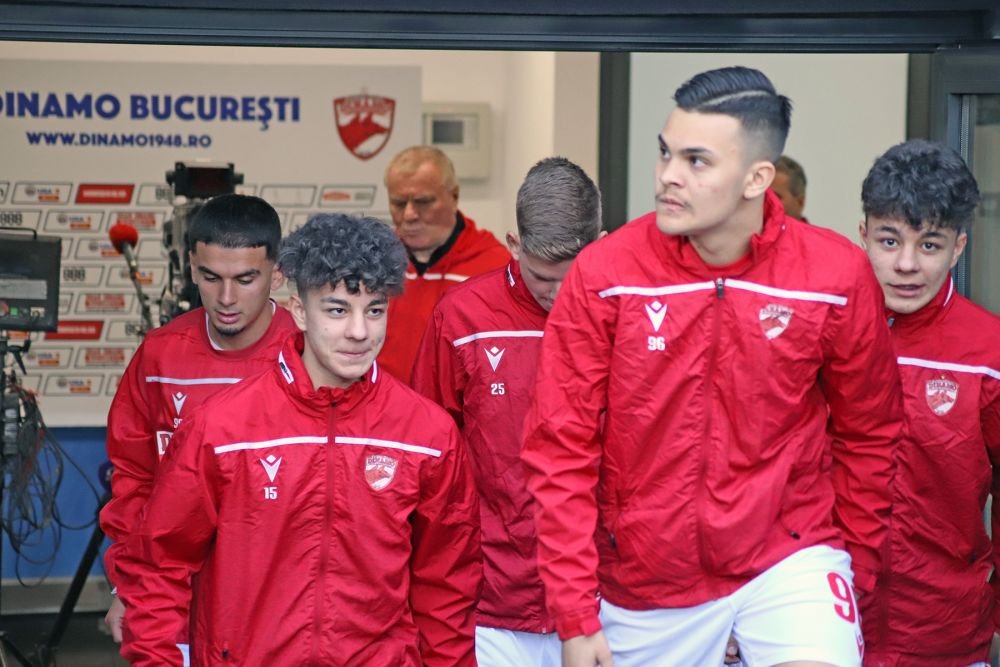 Moment istoric în ”Eternul Derby”: David Irimia, înlocuit de fratele geamăn Alex Irimia în Dinamo - Steaua 3-0! Ambii au marcat cu FCSB_16
