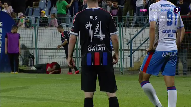 Nici la Neymar nu vezi așa ceva! Adi Mihalcea, eliminat după ce a simulat o lovitură în Buzău - Oțelul: „Ce teatru joacă, parcă a fost electrocutat”_13