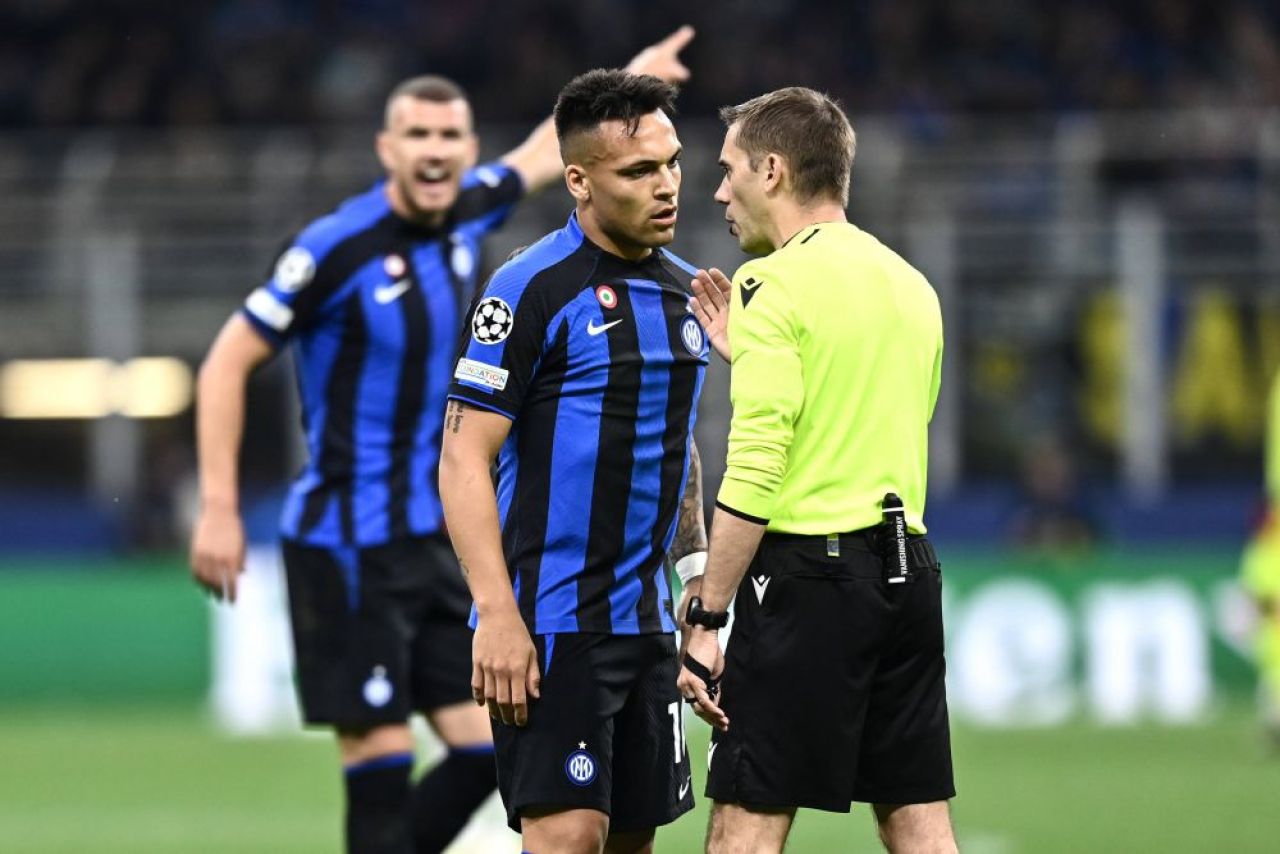 Fanii lui Inter au făcut un spectacol de gală la înfruntarea cu AC Milan. Imagini memorabile din tribune_8
