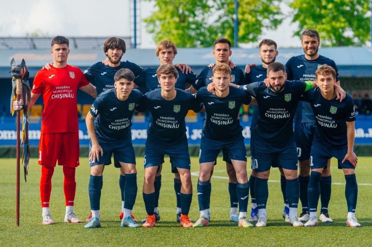 Fostul antrenor de la Astra Giurgiu, campion alături de 6 fotbaliști trecuți prin România! Unul dintre ei a jucat la FCSB_4