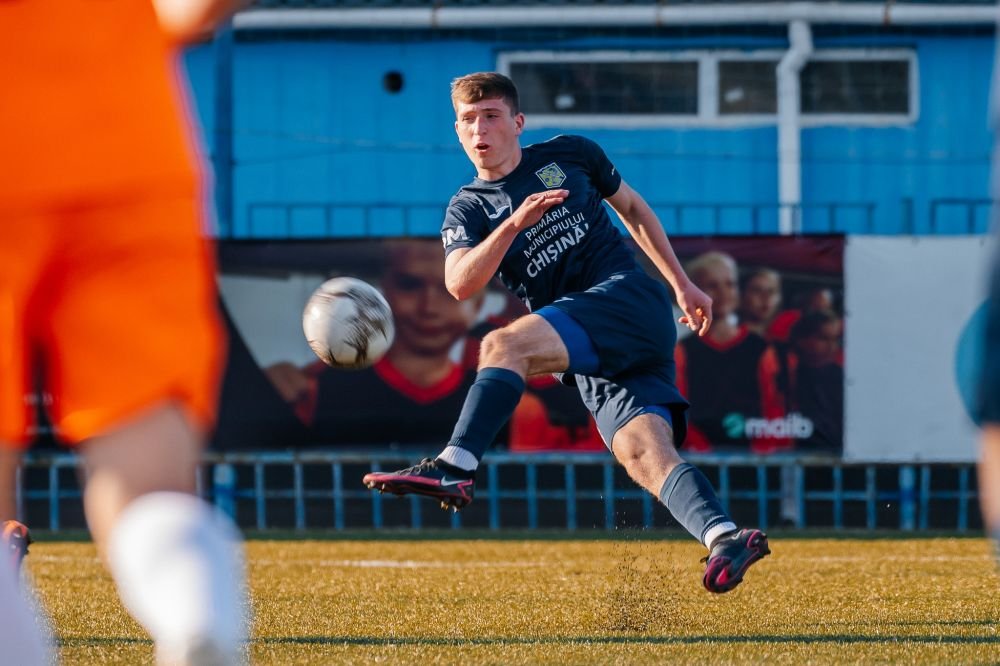 Fostul antrenor de la Astra Giurgiu, campion alături de 6 fotbaliști trecuți prin România! Unul dintre ei a jucat la FCSB_10