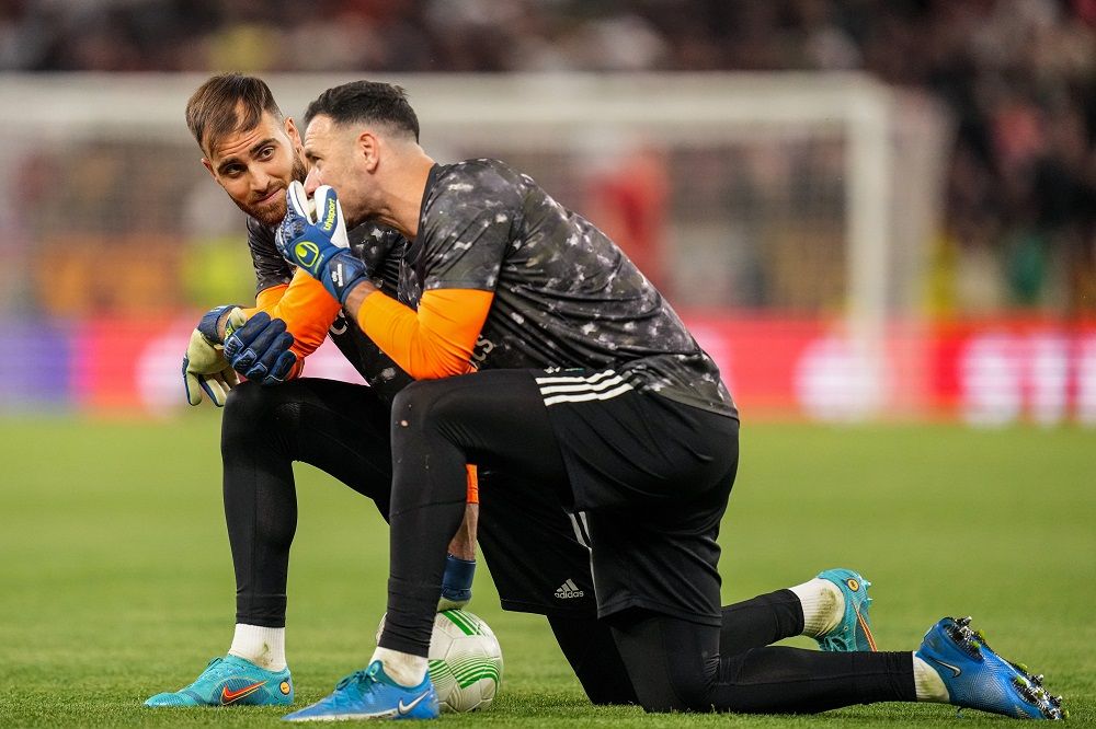 Transferă-l pe Valentin Cojocaru, scapă repede de el și apoi iei titlul de campioană!_5