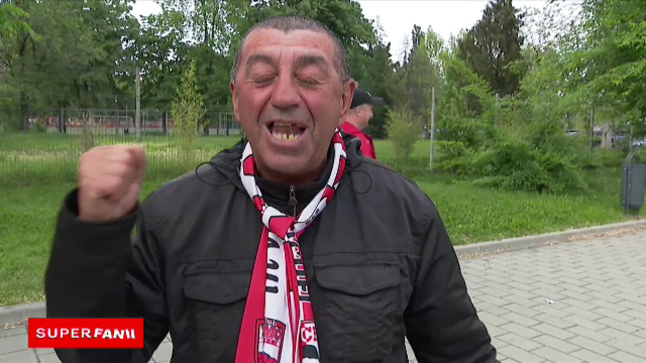 Suporterii lui Dinamo au completat perfect atmosfera de derby! Cele mai tari reacții de la stadion: