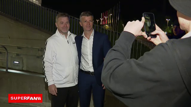 Suporterii lui Dinamo au completat perfect atmosfera de derby! Cele mai tari reacții de la stadion: 