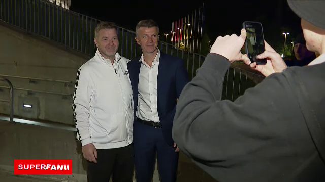 Suporterii lui Dinamo au completat perfect atmosfera de derby! Cele mai tari reacții de la stadion: