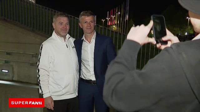 Suporterii lui Dinamo au completat perfect atmosfera de derby! Cele mai tari reacții de la stadion: 
