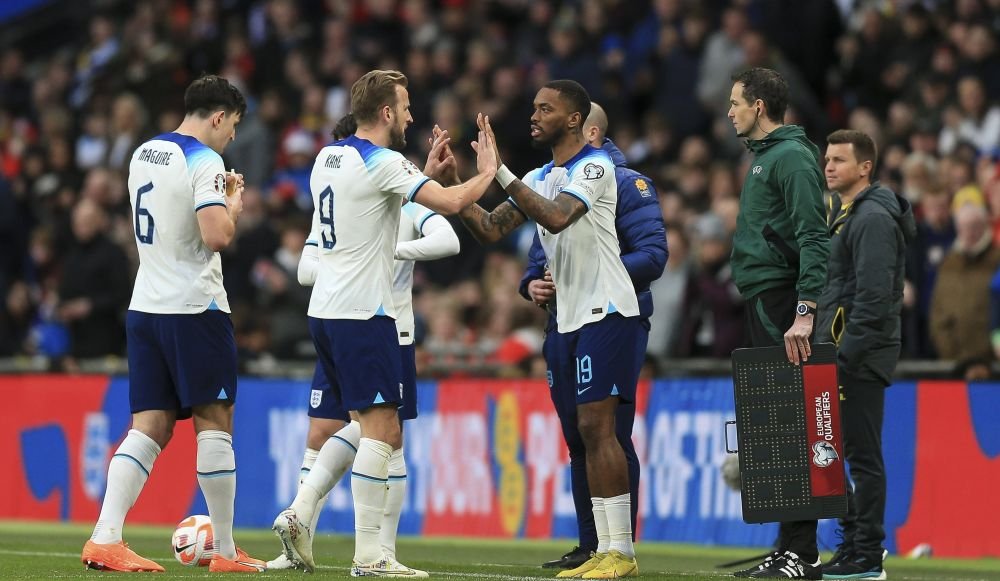 Șoc &icirc;n Premier League! Golgheter suspendat 8 luni din cauza pariurilor